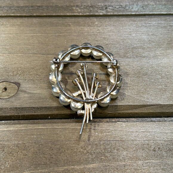 Vintage Pearl Wreath Brooch with Faux Sapphire Flower Accent - Picture 5 of 6